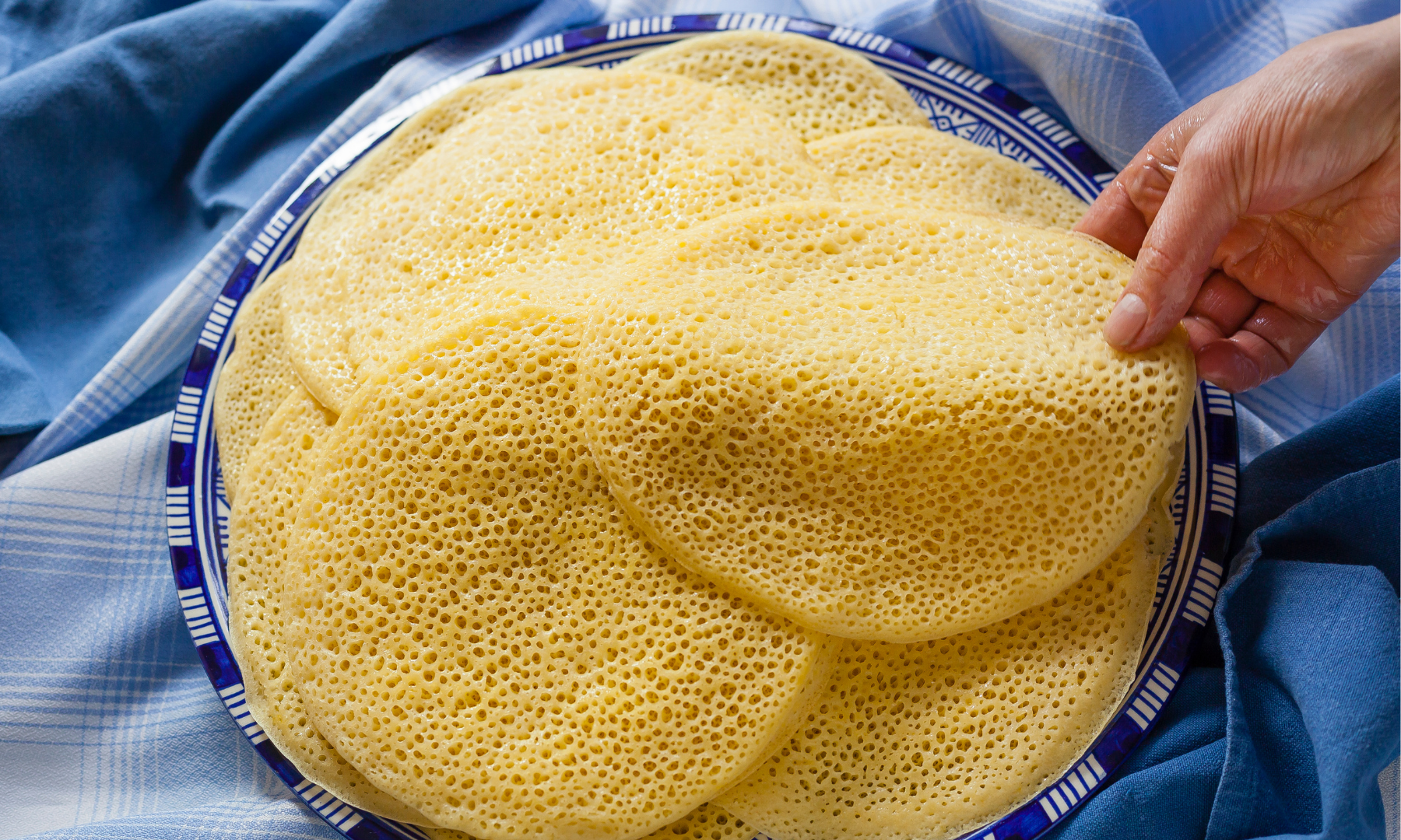 Cosa sono e come si preparano i Baghrir, i pancake bucherellati marocchini
